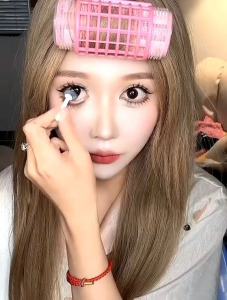 คอนแทคเลนส์ รุ่น Monday สีฟ้า/Blue (0.00)-(-7.00) รายเดือน