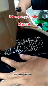 Selempang Wisuda Kalung Pakai Bahasa Arab/ Bahasa Asing