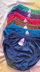 LUSINAN CELANA DALAM WANITA JUMBO MOTIF POLOS WARNA GELAP