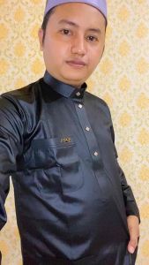 Alghin Exclusive Baju koko Elite pria muslim hitam kerah daun Bahan Saudi import polyester korea original lengan panjang