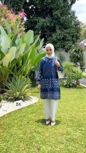 Batik Couple Atasan Baju Batik Modern Set Pakaian Tunik dan Kemeja