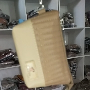 Dompet Wanita Kekinian Anti Air: Dompet FAY by Ratu Bilqis