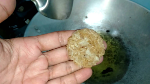 RENGGINANG MINI TERASI UDANG MENTAH ISI 40 PCS/ RANGGINANG TERASI DARI BERAS KETAN ASLI