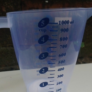 ALAT TAKARAN AIR 1LITER SERBAGUNA/TAKARAN AIR BERKUALITAS