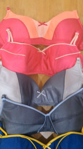 AVON NONWIRE  SOFTCUP BRA