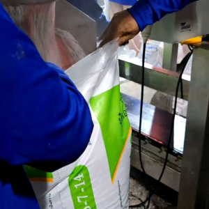 ราคาพิเศษ ปุ๋ยเอเชียอีเกิล ตรา สิงห์เหยียบจักรวาล ขนาดทดลองใช้ 1 kg ทั้งหมด 9 สูตร