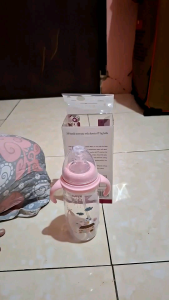 BOTOL SUSU BAYI DAN ANAK FEEDING BOTTLE ADA GAGANG BPA FREE 300ML