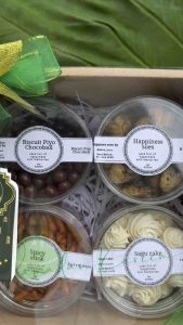 Hampers lebaran/hampers ramadan/ramadan sale/hampers kue/hadiah untuk pacar/hadiah untuk ibu/hadiah untuk sahabat/hadiah premium termurah