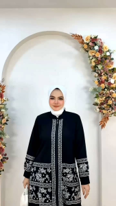 Abaya Jumbo Alona & Abaya by Sinesa: Ukuran Abaya Besar untuk Wanita