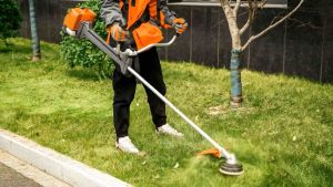 Holzfforma รุ่นFF450 (รับประกัน 1ปี) เครื่องยนต์2จังหวะ 44.3ซีซี กำลัง2.9แรงม้า