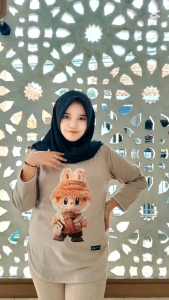 PAKAIAN WANITA OVAL / KAOS WANITA LABUBU KEKINIAN KAIN KATUN COMBAD ADEM