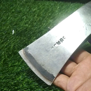 Kapak Baja Super Tajam: Alat Tukang Kayu yang Tahan Lama