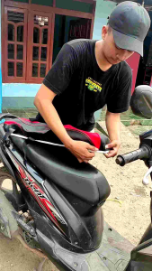 Sarung Cover Jok Motor Langsung Pasang Tanpa Staples Model Press PIRAMID NMAX VARIO PCX AEROX SCOOPY BEAT