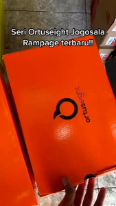 TURUN HARGA 95RB TERBATAS !!! 0RI9INAL Sepatu Futsal Ortuseight Jogosala Rampage V2 Gratis Kaus Kaki Sepatu Olahraga Pria Dewasa Baru 2025 Trendy Sepatu Futsal Kuat Awet Size 38 39 40 41 42 42 44 Warna Putih hitam abu hijau camo crusher V2