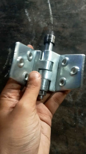 ENGSEL BAWAH KUPU-KUPU LAHER PAGAR GARASI DAN PAGAR LAINNYA