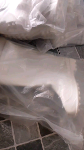 รองเท้าบูท โบว์ลิ่ง รุ่น 14 นิ้ว สีขาว b445