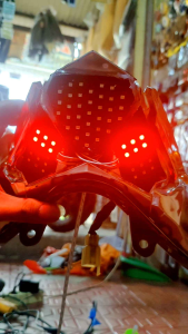 Stoplam Running Vario LED dengan 10 Mode Kedipan Otomatis dan Manual