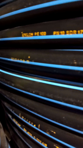 Pipa HDPE Selang Air Merk Unilon Ukuran 25mm atau 3/4 Inch Panjang 200 Meter