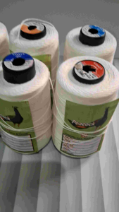 BENANG JAHIT KARUNG CAP PEACOK ISI 6 PCS UKURAN 20/6