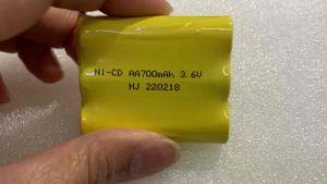 Ni-Cd 3.6V 700mAh SM black connector battery and or with charger