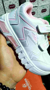 SEPAUTU ANAK/SEPATU CEWEK