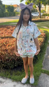 ชุดนอนไหมอิตาลีพรีเมี่ยม ลาย A01 เสื้อแขนสั้น + กางเกงขาสั้น งานไทย ผ้านุ่ม ใส่สบาย ทรงสวย