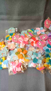 Bros Bunga Flanel 100 Pcs: Aksesori Eksklusif untuk Pesta