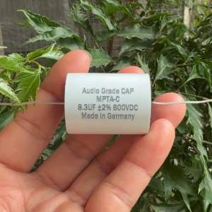 Tụ đức 8.3uf / 600vdc