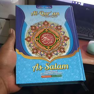 AL QURAN 30 JUS UK SEDENG 21 X15CM MOTIF NEW