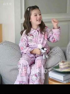 BB160 ชุดนอนลูกสาว ลายการ์ตูนน่ารัก สดใส แขนยาวขายาว มีกระเป๋าตรงหน้าอก ผ้านิ่ม ใส่สบาย สดใสไร้เดียงสา