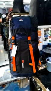 tas gunung pria untuk mendaki kapasitas 60L