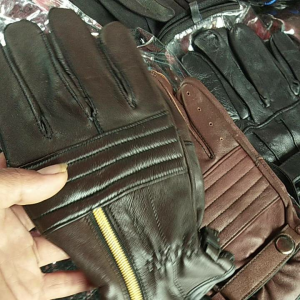 Sarung Tangan Kulit Super: Pilihan Terbaik untuk Aktivitas Anda