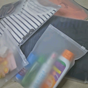 frosted zip lock/bag for packing or travel usecheapest but High quality!!!