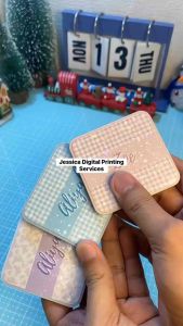 Personalized compact mirror