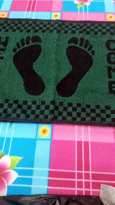 Keset Lantai Menyerap Air: Pilihan Terbaik untuk Keset Kamar Mandi, Kitchen Set, dan Pintu Masuk Rumah