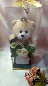 PIALA BONEKA BUNGA WISUDA/ ULANG TAHUN / BUKET BONEKA