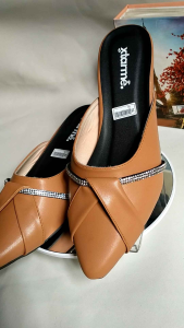 sepatu flat bustong casual 3cm terbaru model permata silang tinggi hak 3 cm  XT 01