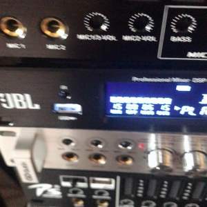 Vang cơ lai số JBL UR50 / UR200 - Hàng nhập khẩu 2025 - Gia Khang Shop