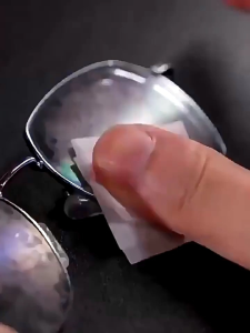 Tissue Pembersih Lensa Kacamata / Lap Kacamata Anti Embun Anti Air Isi 100 Pcs