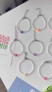 กำไลข้อมือลูกปัด 9 สี กำไลจีดาวสดใส แบบตะขอปรับระดับ