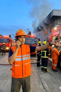 เสื้อกั๊ก เสื้อกั๊กสีส้มปภ เสื้อกั๊กผู้บัญชาเหตุการ์ณ