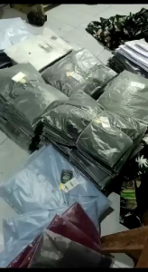 Kemeja Polos Pria Lengan Panjang: Tips & Trik Memilih Kemeja Kerja Lengan Panjang