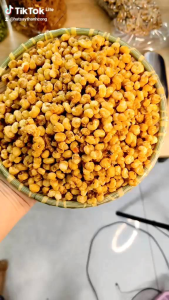 Ngô nếp chiên giòn sản phẩm sấy ăn liền - ngô chiên gia vị ngô sấy ăn liền ngô chiên Ngô nếp sấy ăn liền trọng lượng 500 gr và 1kg có trong phân loại
