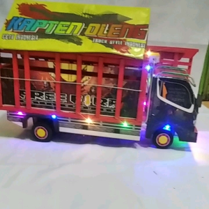 Miniatur truk kayu ukuran 55 cm full lampu dan terpal