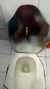 TERMURAH tutup/penutup kloset jongkok penghalang najis dan hewan melata