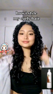 (Local Seller) Salon Krim Gaya Tampilan Basah untuk Rambut Kerinting Curly Enhance Smoothie Wetlook hair Wavy styling cream 250ml