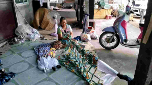 เปลถัก ผ้าหนานุ่ม ทนทาน คละสี ราคาเป็นกันเอง