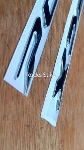 Emblem PCX / Emblem timbul 3D motor Honda PCX satu set sepasang kanan dan kiri / Emblem body samping Motor Honda PCX / Emblem chrome 3D timbul motor Honda PCX satu set sepasang kanan dan kiri Motorcycle sepeda motor