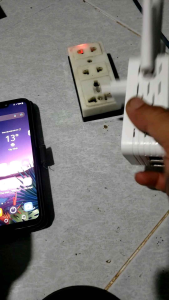 Bộ thu phát và kích sóng mở rộng vùng phủ sóng wifi cho gia đình và hàng quán giá rẻ