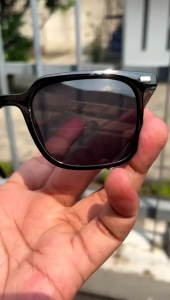 Kacamata Gaya Fashion Sunglasses Untuk Pria dan Wanita